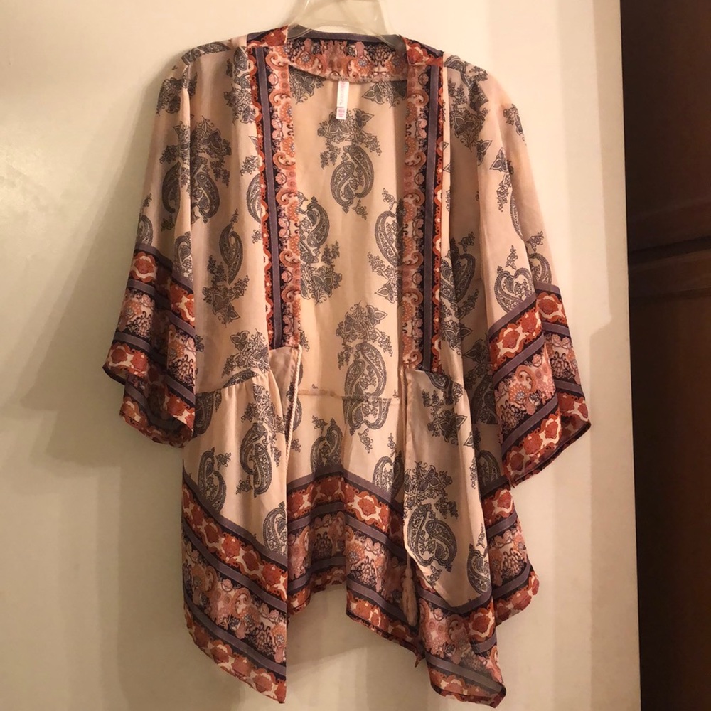 Xhilaration kimono
